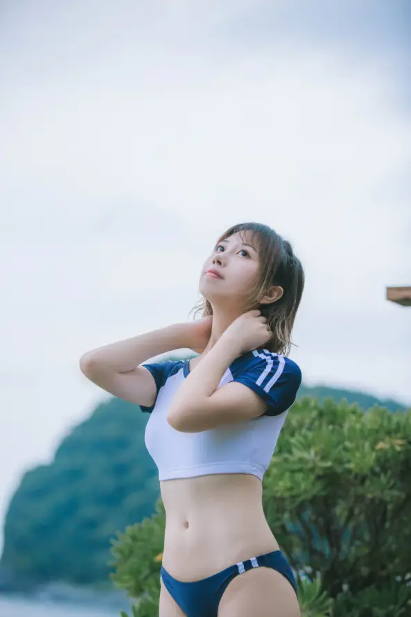 天堂激情字幕人人丝袜色老板，藏在影像里的欲望密码